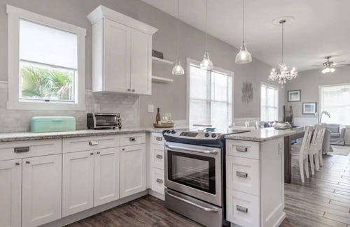 East Ybor House | Fully Renovated Historic Ybor Bungalow
