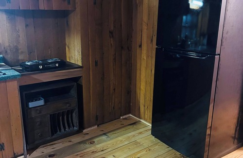 Valley Head Cabin | Fully restored cabin, 150 years old, nestled on Lookout Creek Farms