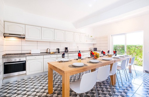 Castelo Villa | Fun & Comfort with Heatable Pool and BBQ