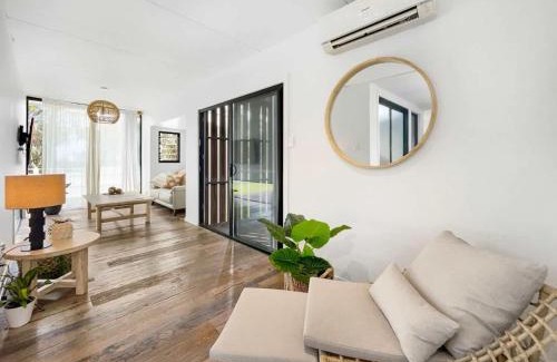 Buddina House | Funky Beachfront House Opposite Kawana Surf Club