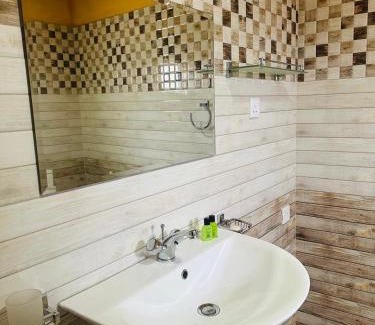 Kudapaduwa House | Funwhales Rest House