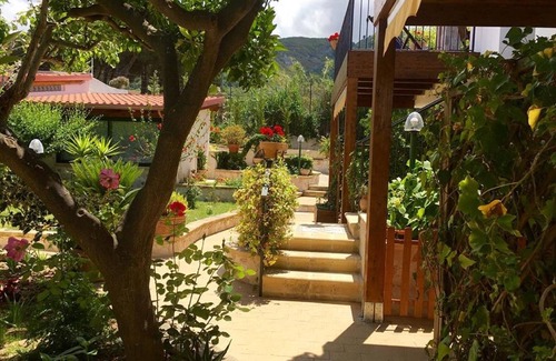 Parghelia Apartment | "Fuoco" apartment in residence "Villa Giulia" adjacent to Michelino beach