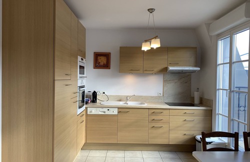 Saint-Cyr-l'Ecole Apartment | Furnished, 2 rooms, terrace, near Versailles, ideal for executive on assignment