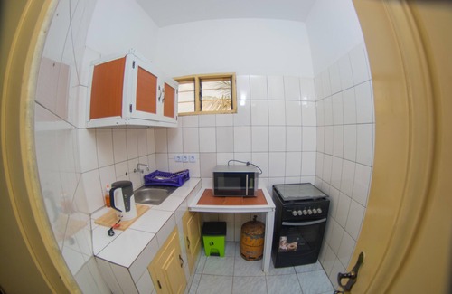 Lome House | Furnished and air-conditioned living room