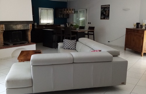 Bias Villa | Furnished one-storey villa with 8 sleepings with a private pool