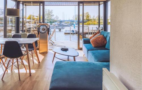 Municipality of Uitgeest Boat Rental | Fuut Campi
