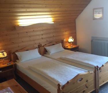 Schrobenhausen Hotel | Gästehaus Eder