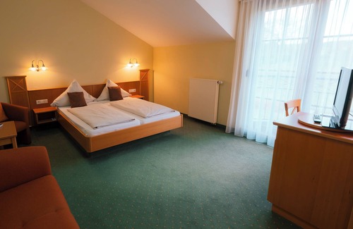 Lauffen am Neckar Hotel | Gästehaus Kraft