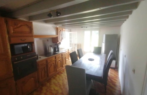 Beton-Bazoches House | Gîte à la Campagne 3 Chambres à 1h de Paris
