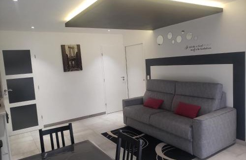 La Selle-sur-le-Bied House | Gîte 2-4 pers avec piscine