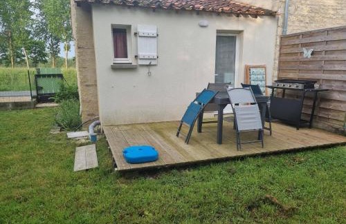 Damvix House | Gîte 2 personnes Pamacaldy