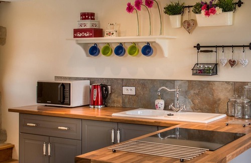 Saint-Hilaire-des-Loges Cottage | Gîte 3 Chambres au Château le Retail