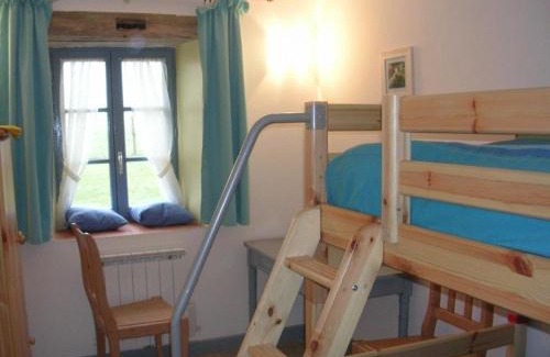 Pervencheres House | Gîte authentique au cœur du Perche, 18ème siècle, cheminée, jardin clos, animaux acceptés, WIFI inclus. - FR-1-497-49