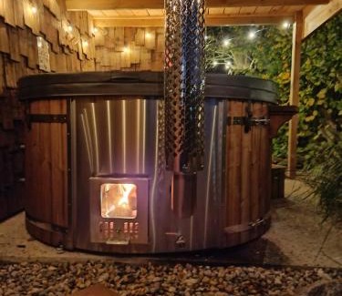 Dury Ski Chalet | Gîte avec spa et sauna Aux champs des Amours