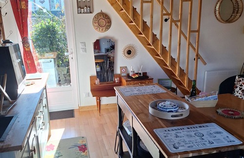 Millencourt-en-Ponthieu House | Gîte Baie de Somme - swimming pool, spa and quiet garden. Pets welcome. Parking