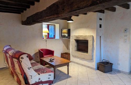 Sully-la-Chapelle House | Gîte calme en forêt d'Orléans avec jardin, idéal pour familles - FR-1-590-78