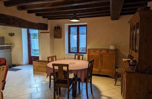 Sully-la-Chapelle House | Gîte calme en forêt d'Orléans avec jardin, idéal pour familles - FR-1-590-78