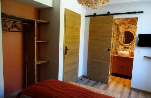Beaudean House | Gîte Chez Arnaoutou