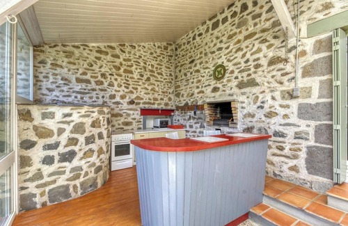 Villeneuve-dʼAllier House | Gîte "Chez Papi" Country house near Allier