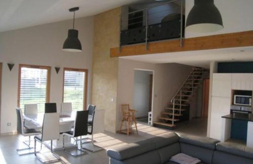 Ville-sur-Yron House | Gîte Contemporain en Écovillage avec Grande Terrasse et Proximité Attractions, 3 Chambres, PMR - FR-1-584-123