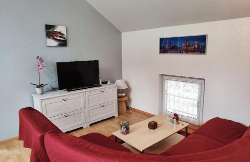 Baldersheim Apartment | Gîte convivial avec terrasse abritée, 3 chambres, cuisine équipée, espace détente, proche autoroutes et pistes cyclables. - FR-1-744-6