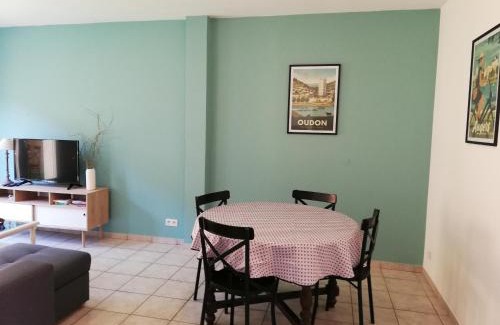 Oudon Apartment | Gîte d'Anouck au coeur d'Oudon proche baignade