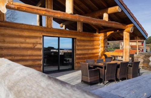 Saint-Jean-Soleymieux House | Gîte de charme avec poêle à bois, billard et terrasse dans les Monts du Forez - FR-1-496-313