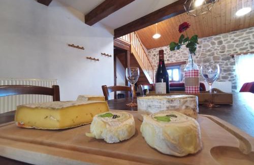 Saint-Romain-Lachalm House | Gîte de charme en campagne, 5-8 pers., cheminée, nature, proche Pilat, activités à proximité - FR-1-582-269