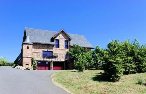 Bassin de Brive Apartment | Gîte de France De chapdevialle la croisée des vents 4 épis - Gîte de France 12 personnes MAE-0064