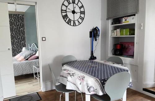 Arnac-Pompadour Apartment | Gîte de France Gite de la tuilerie 3 épis - Gîte de France 3 personnes MAE-9394