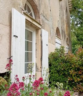 La Begude-de-Mazenc Apartment | Gîte de l'orangerie du Château de la Bégude de Mazenc