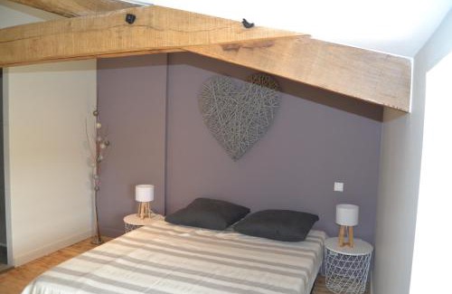 Combrand House | Gîte de la Foye - Le magnolia