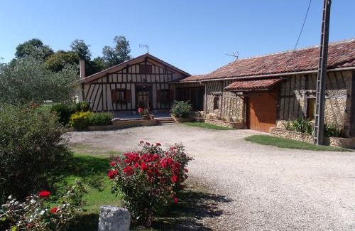 Marguestau House | Gîte de Maurin campagne