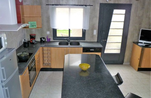 Saint-Andre-de-Lidon Apartment | Gîte des Vendangeurs, 6 pers., Close Atlantic Ocean beaches, spa, wifi and air conditioning