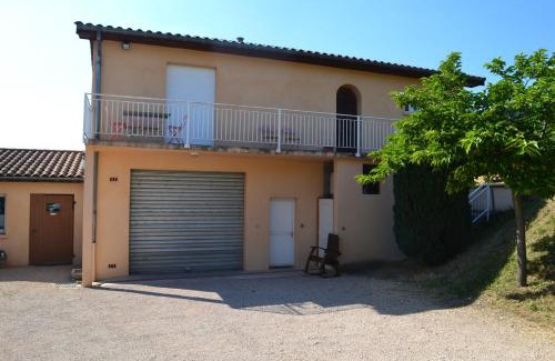 Jullie House | Gîte du Domaine de la Milleranche