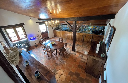 Orgnac-sur-Vezere House | Gîte du Grand Chêne Orgnac/Vézère
