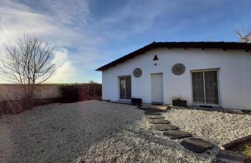 Maubec House | Gîte en pleine nature, A la douceur des Chênes