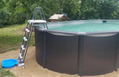 Chitray House | Gîte enchanteur avec déco sorciers, piscine, proche forêt et chemins de randonnée, idéal pour familles - FR-1-591-383