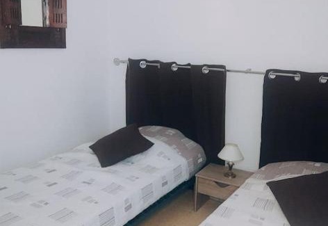Saint-Andre-de-Valborgne Apartment | Gîte et jardin en bord de rivière