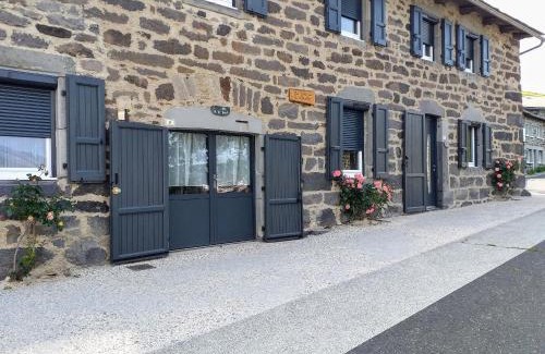 Saint-Front House | Gîte familial avec jardin, près du Puy-en-Velay et station de ski des Estables - FR-1-582-475