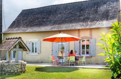 Saint-Christophe-en-Champagne House | Gîte 8 pers. avec jardin et terrasses, 4 chambres, proche Le Mans et Sablé, idéal pour familles - FR-1-410-192