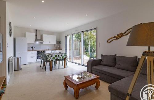 Saint-Christophe-la-Couperie House | Gîte moderne avec jardin clos et animaux admis près de Nantes et Angers - FR-1-622-108