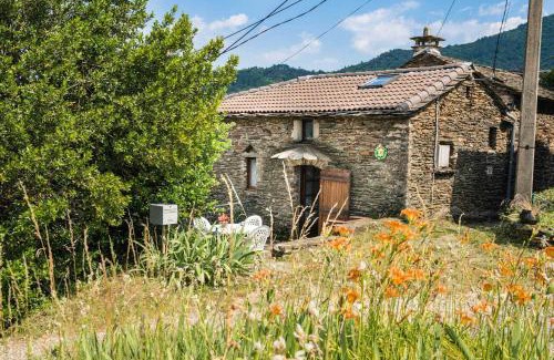 Saint-Michel-de-Deze House | Gîte Gîte 3/4 personnes à St Michel de Dèze le Vieux