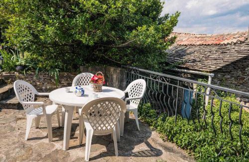 Saint-Michel-de-Deze House | Gîte Gîte 3/4 personnes à St Michel de Dèze le Vieux
