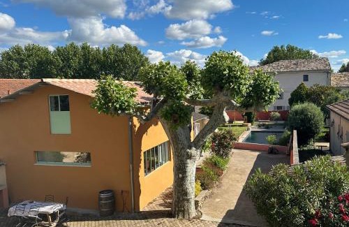 Sainte-Cecile-les-Vignes House | Gîte l'atelier de Phil et Delfe