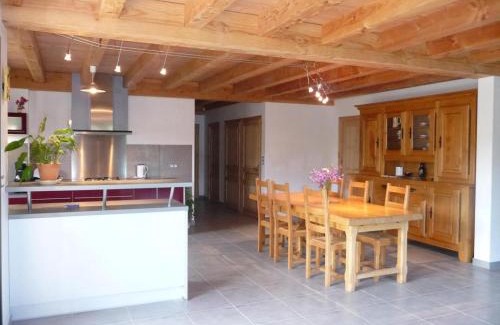 Mont Lozere et Goulet House | Gîte L'Hirondelle, 2/4 personnes à Oultet