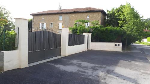 Chatuzange-le-Goubet House | Gîte La Ferme De Musan