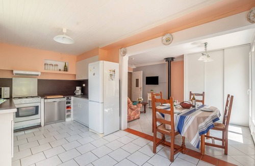 Saint-Meard-de-Gurcon House | Gîte Laulerie - Three Bedroom House, Sleeps 6