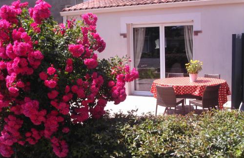 Mouchamps House | Gîte le logis
