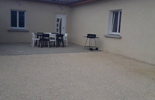 Viriville House | Gîte "Le Sans-souci" Pour Vacances en Famille
